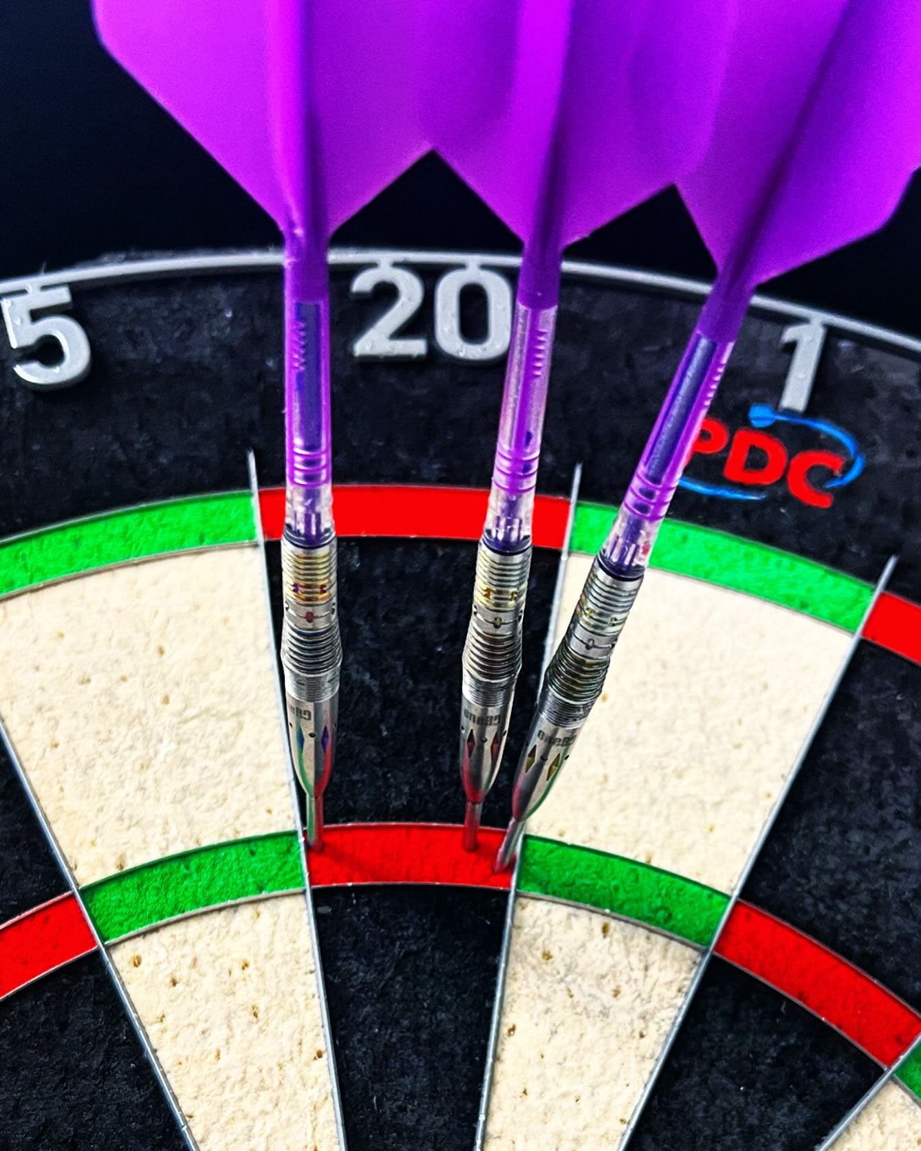 #dartshopper #one80darts #cuesoul_darts #winmau #stylewalker83