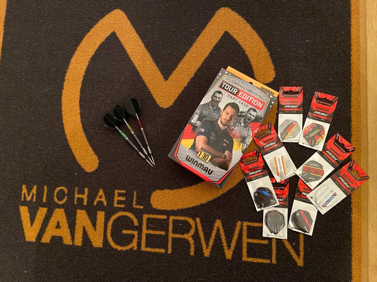 Dinsdag alle spullen netjes en optijd geleverd gekregen. Snelle en goede service van topkwaliteit 😍👊💪🎯 dartshopper florian.hempel.darts #dartshopper #180