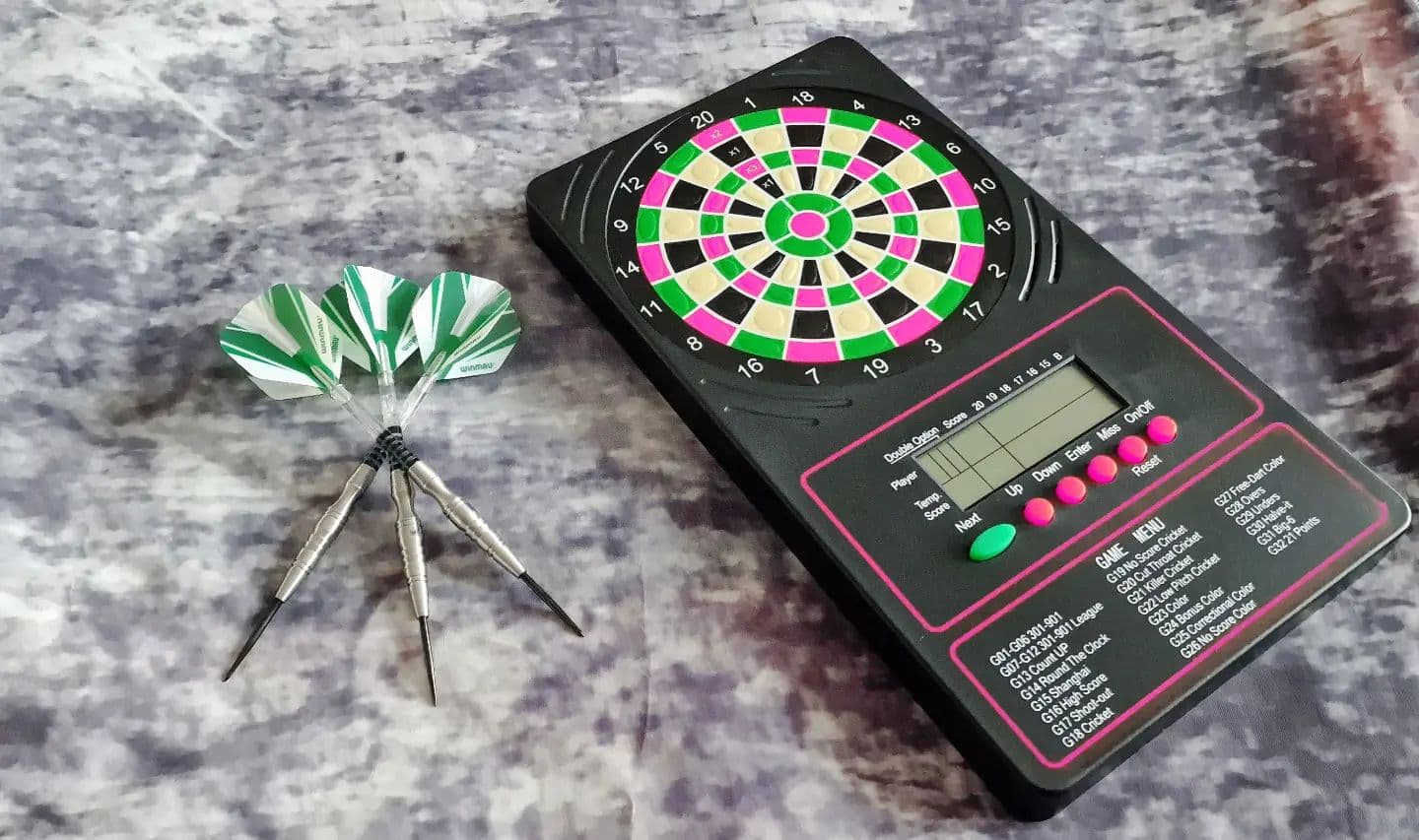 Nieuwe aankoop, Winmau sniper & ton machine scorebord dartshopper #dartshopper